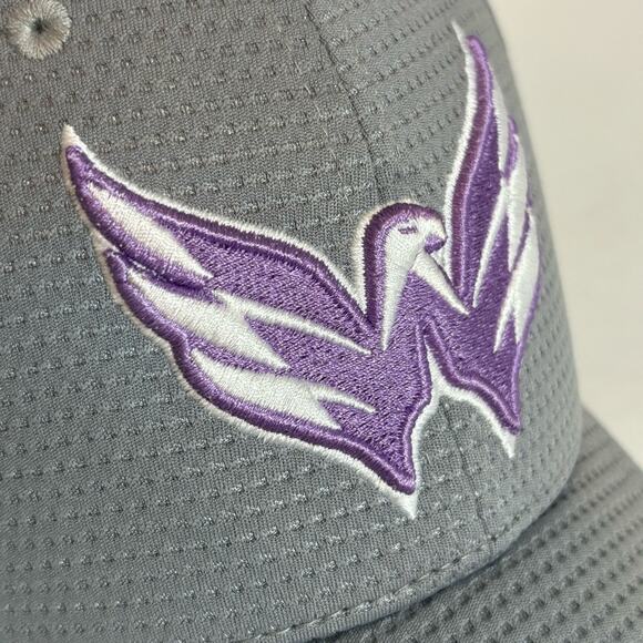 NHL Washington Capitals Gray Purple Hockey Fights Cancer Fitted Flex Hat S/M - Picture 7 of 11
